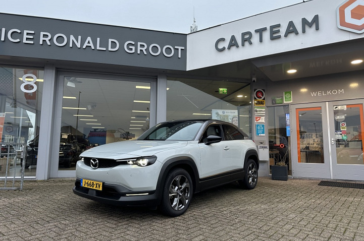 Mazda MX-30 e-SkyActiv 145 Lux. | Stoel en Stuur verwarming | Automaat | Pan